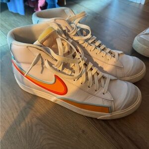 Nike Kumquat Blazers, LIMITED edition size 9.5. men but unisex shoe